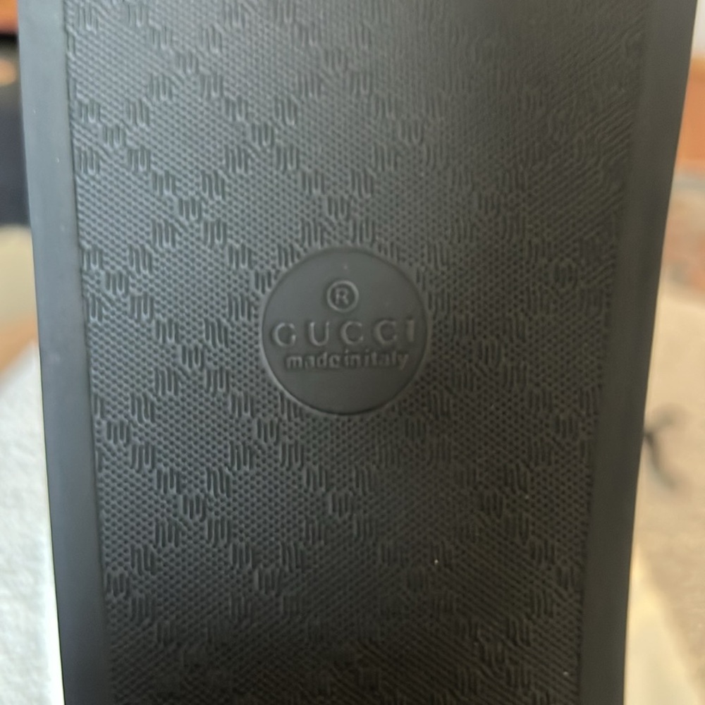 Gucci Slides Sandals Guccy 
Gucci Resort 2018 Collection 
New and never worn - Picture 6 of 11